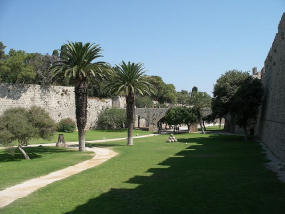 Castle of Rhodes - Moat 16 - Rodos